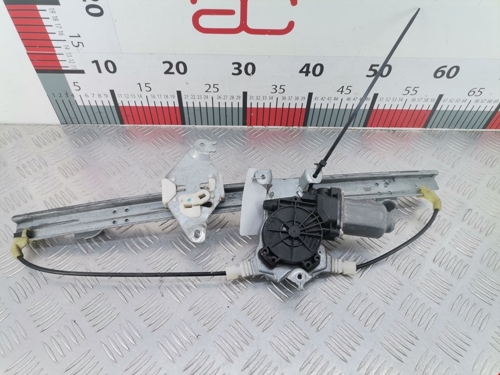 Стеклоподъемник задний правый NISSAN Pathfinder R51M 2004-2014