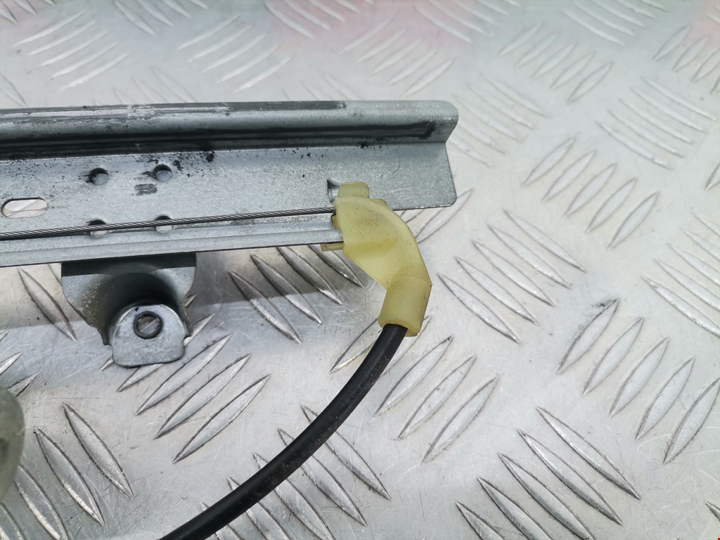 Стеклоподъемник задний правый NISSAN Pathfinder R51M 2004-2014