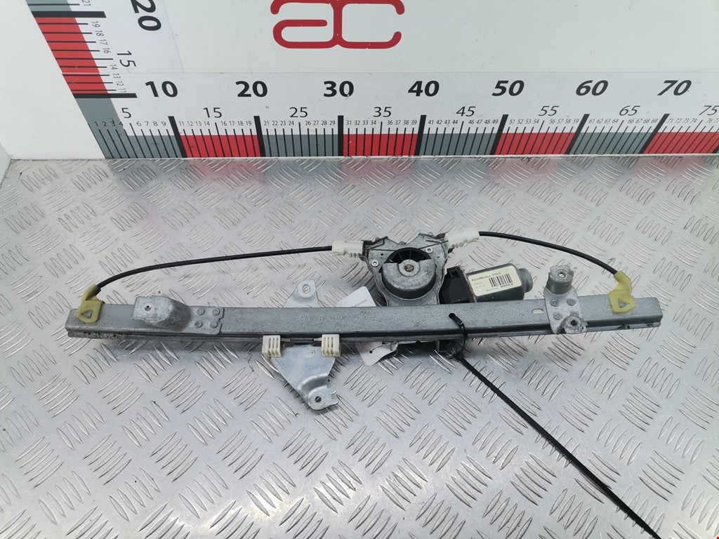 Стеклоподъемник задний правый NISSAN Pathfinder R51M 2004-2014