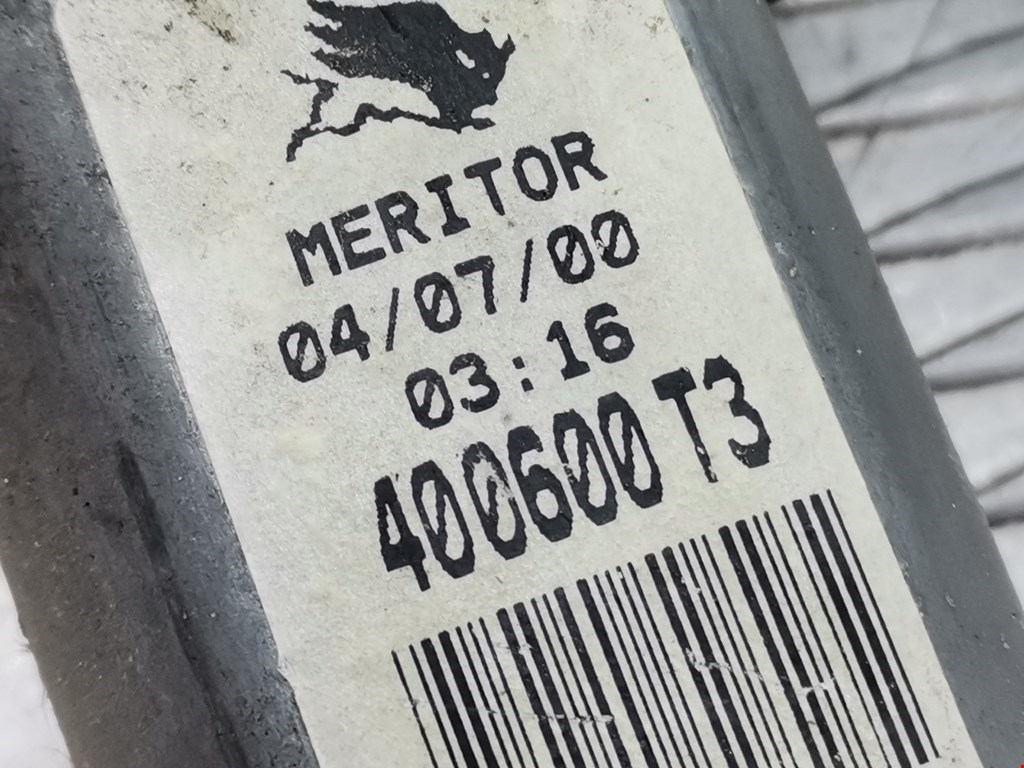 Стеклоподъемник передний правый NISSAN Almera N16 2000-2006