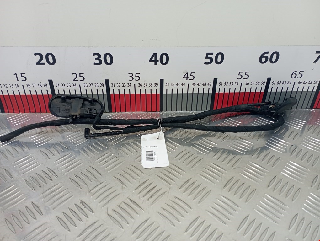 Форсунка омывателя лобового стекла AUDI A4 B6 2001-2005