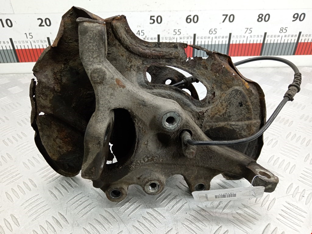 Ступица передняя правая MERCEDES-BENZ CLC-Class CL203 2008-2011