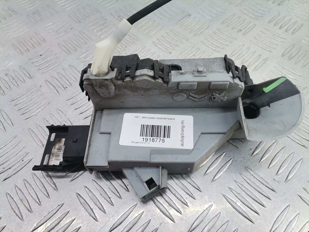 Замок двери передней правой Peugeot 5008 (2009-2013)