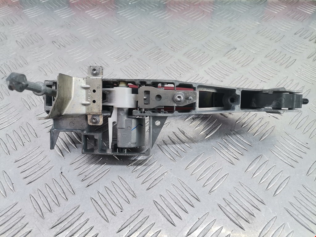 Ручка двери передней наружная правая PEUGEOT 5008 2009-2016