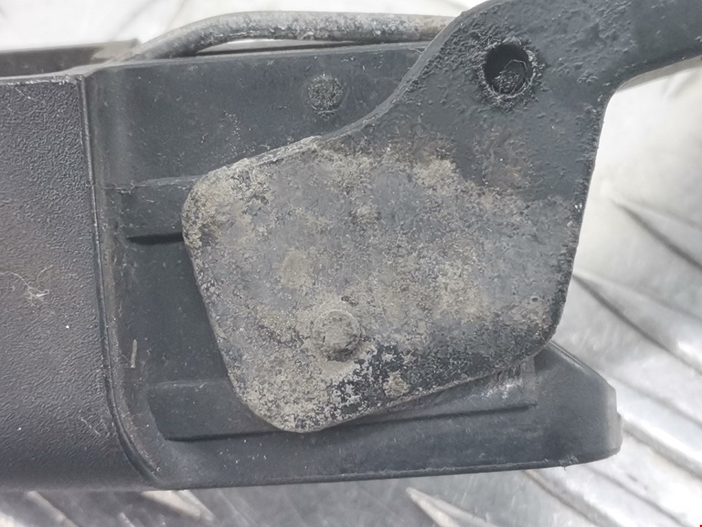 Поводок дворника задний (заднего) VOLVO V50 I 2004-2012