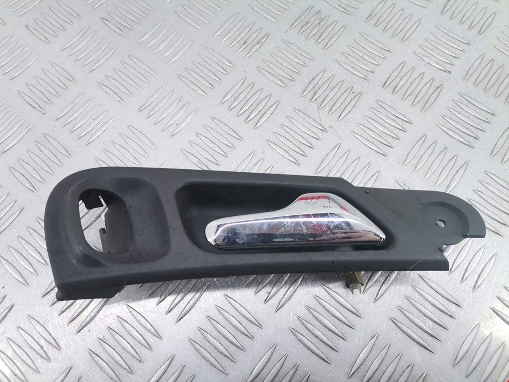 Ручка дверная задняя внутренняя правая MERCEDES-BENZ C-Class C-klasse W203 2000-2007