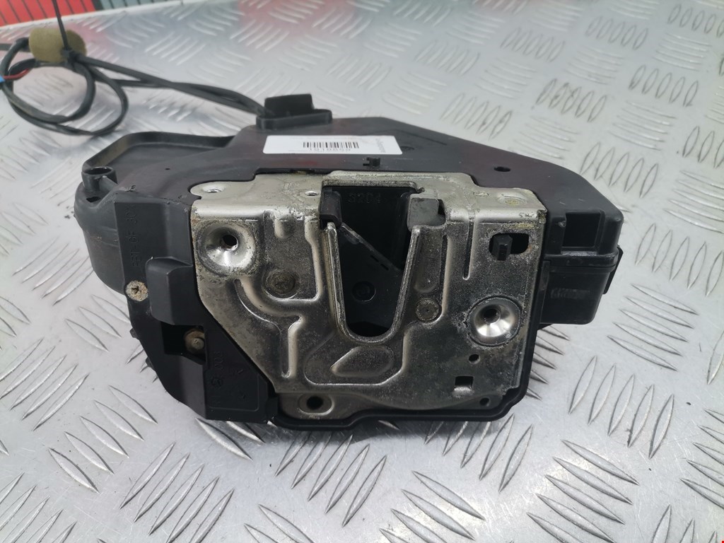 Замок двери задней правой MERCEDES-BENZ C-Class C-klasse W203 2000-2007