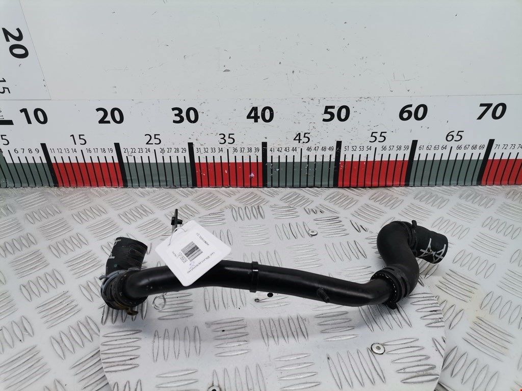 Патрубок системы охлаждения Skoda Rapid (2012-2020)