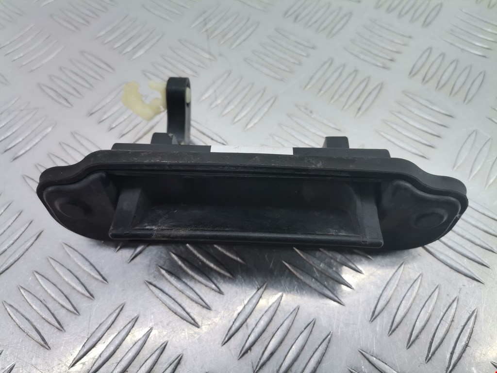 Ручка двери багажника наружная MAZDA Premacy CP 1999-2004