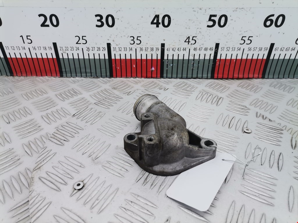 Корпус термостата SAAB 900 1993-1998