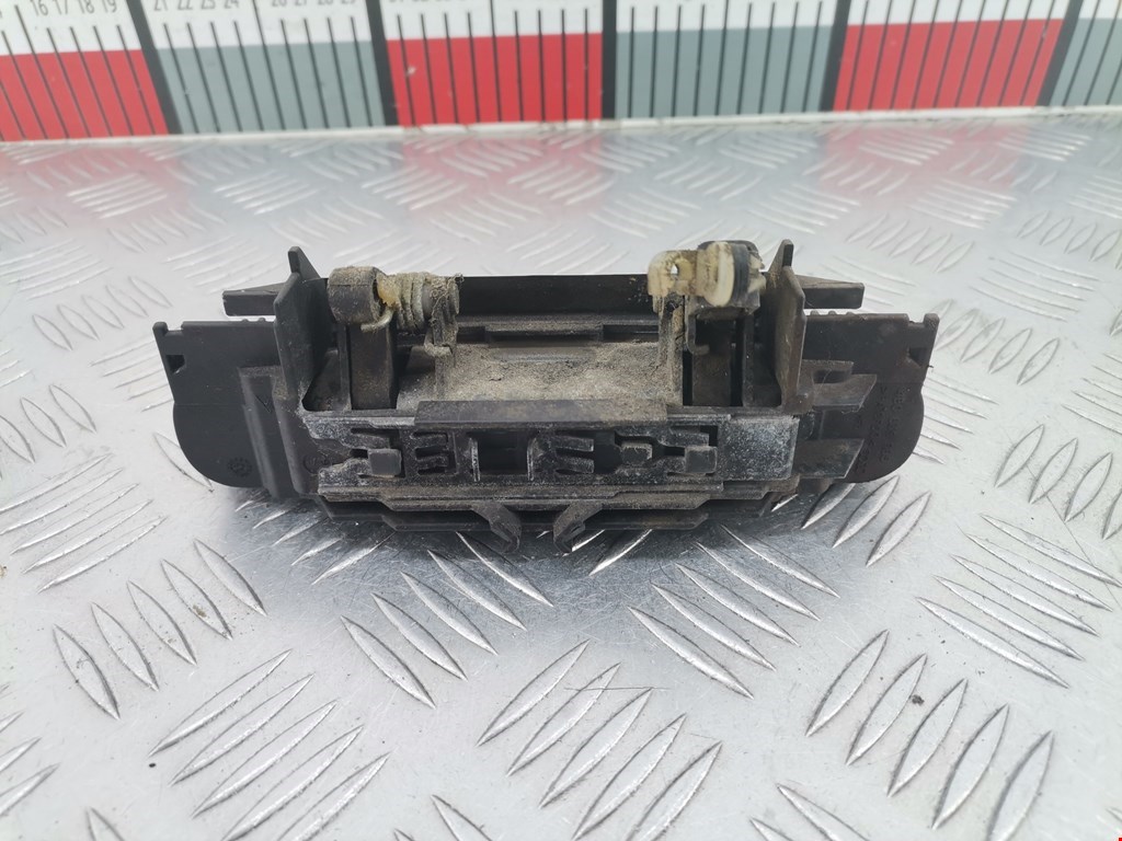 Ручка двери передней наружная правая AUDI A4 B6 2001-2005