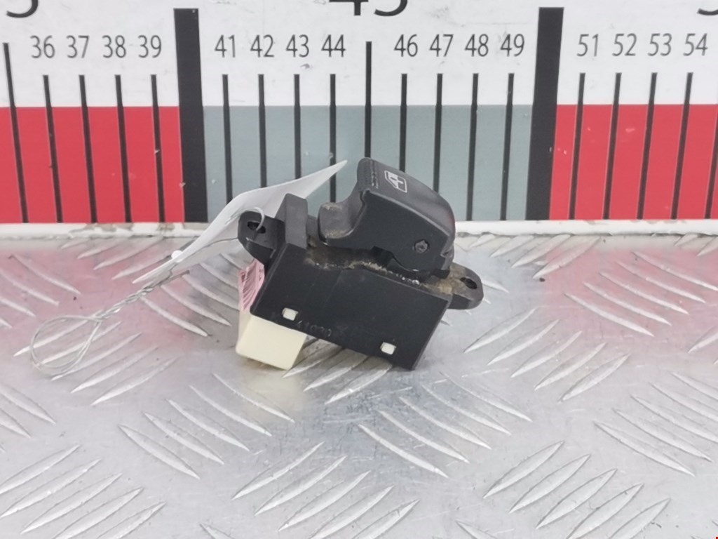 Кнопка стеклоподъемника KIA Magentis 2000-2006