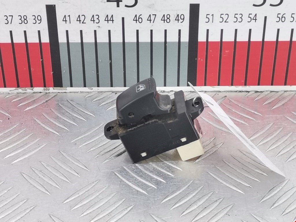 Кнопка стеклоподъемника KIA Magentis 2000-2006