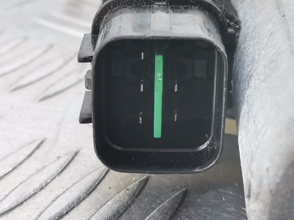 Стеклоподъемник передний правый CHEVROLET Captiva 2006-2010