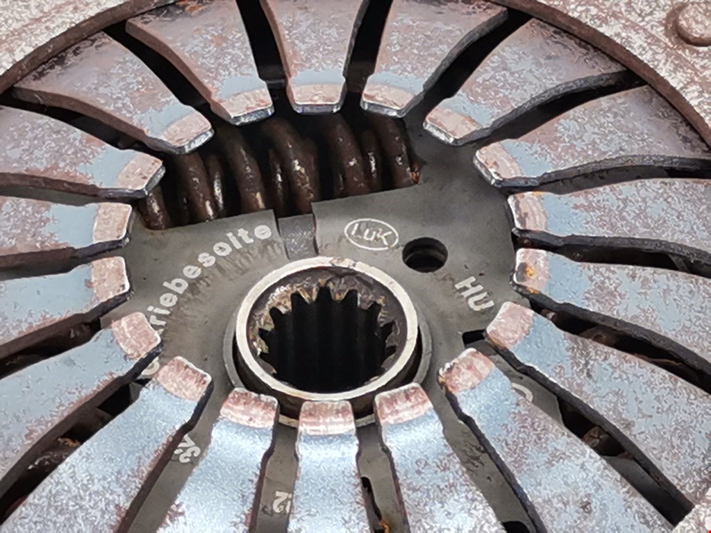 Маховик (демпфер сцепления) OPEL Astra H/Family 2004-2015