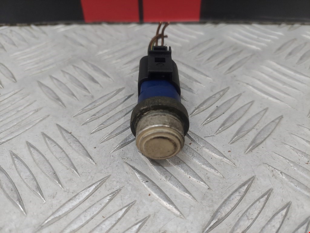 Датчик температуры (охлаждающей жидкости) VOLKSWAGEN Passat B5 1997-2005