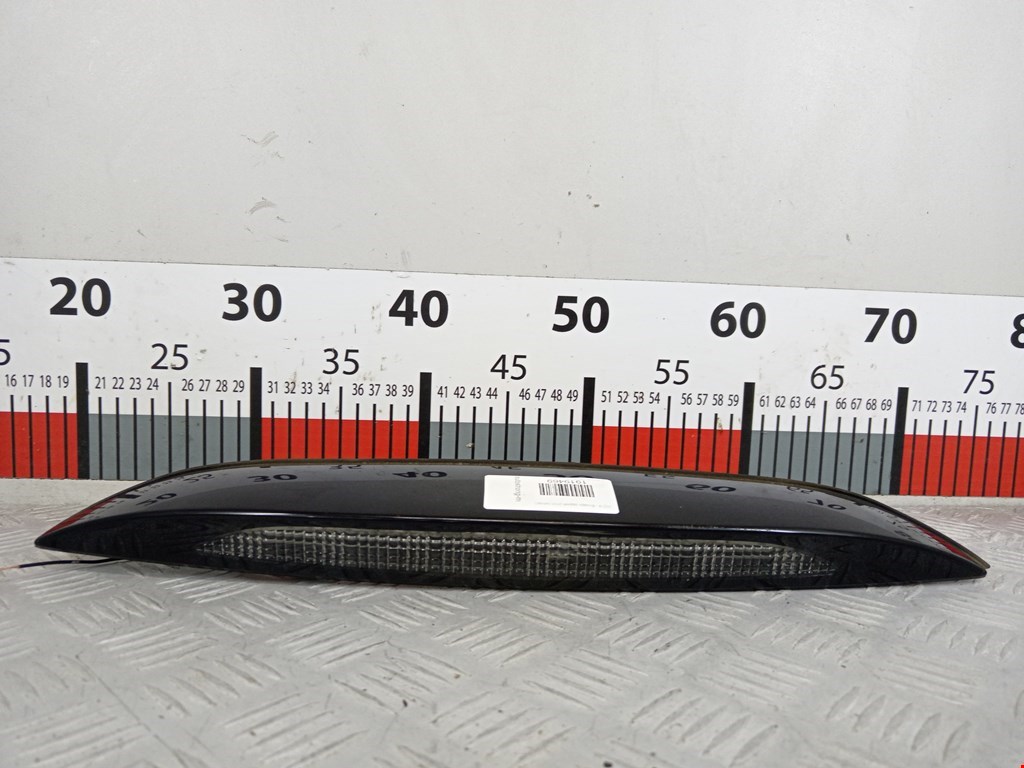 Фонарь дополнительный тормозной (стоп-сигнал) Mitsubishi Lancer 10 (2007-2017)