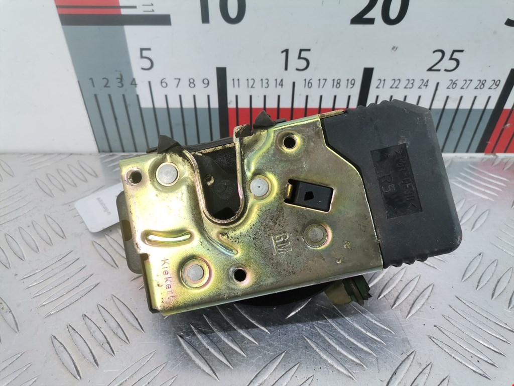 Замок двери передней правой OPEL Astra G 1998-2005