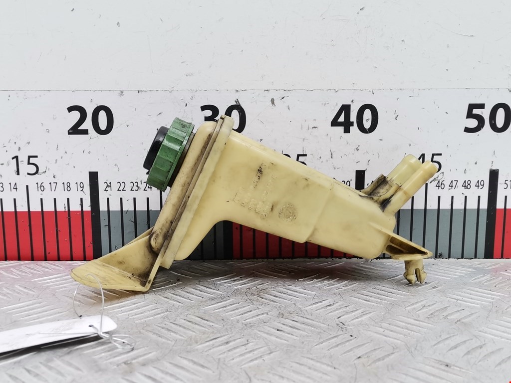 Бачок ГУР (гидроусилителя) AUDI A4 B5 1995-2001