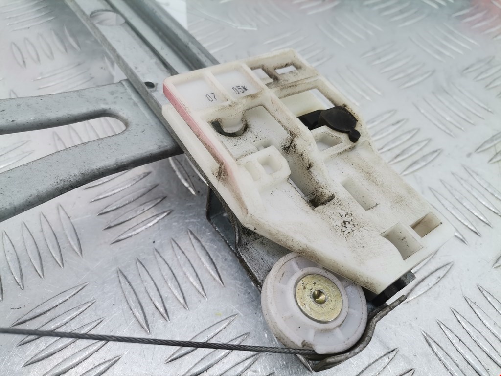 Стеклоподъемник задний левый CITROEN C3 2002-2009