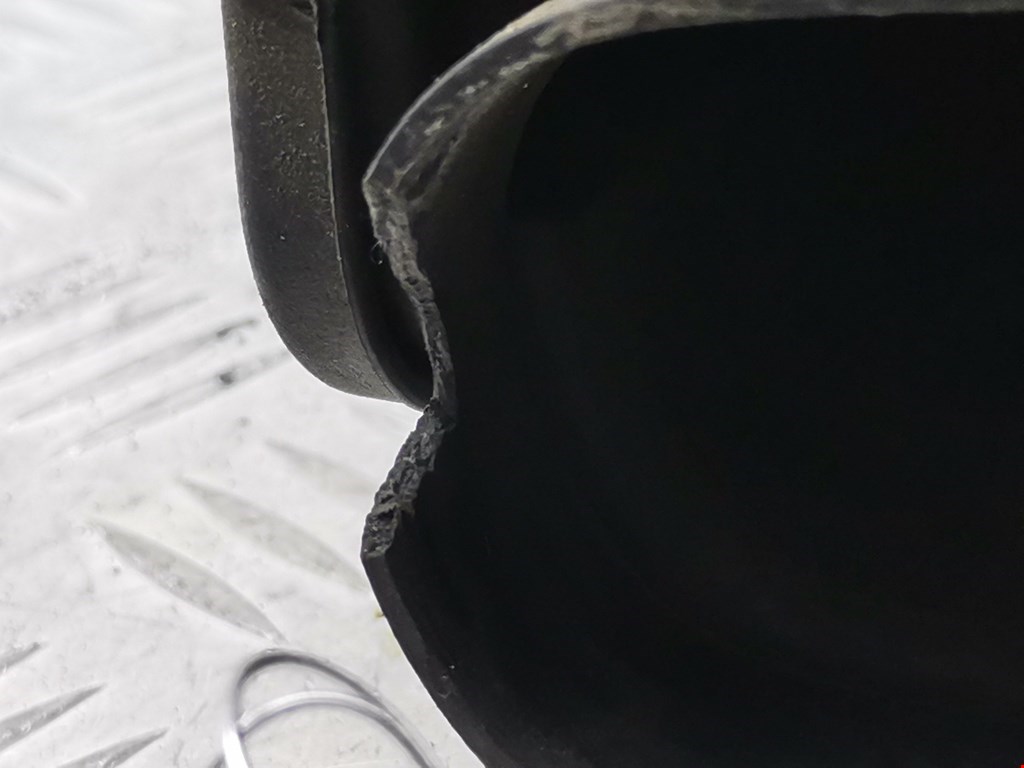 Корпус воздушного фильтра MERCEDES-BENZ C-Class C-klasse W204 2007-2015