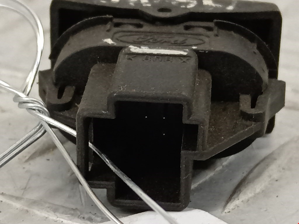 Кнопка стеклоподъемника FORD Mondeo III 2000-2007