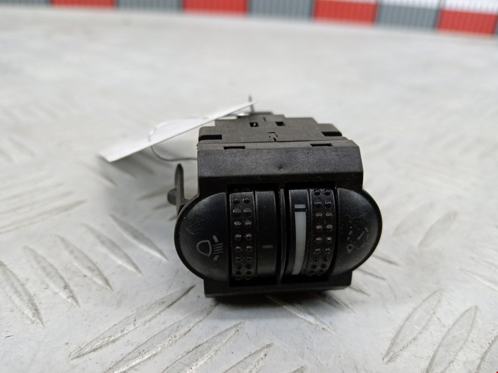 Кнопка корректора фар VOLKSWAGEN Polo III 1994-2001