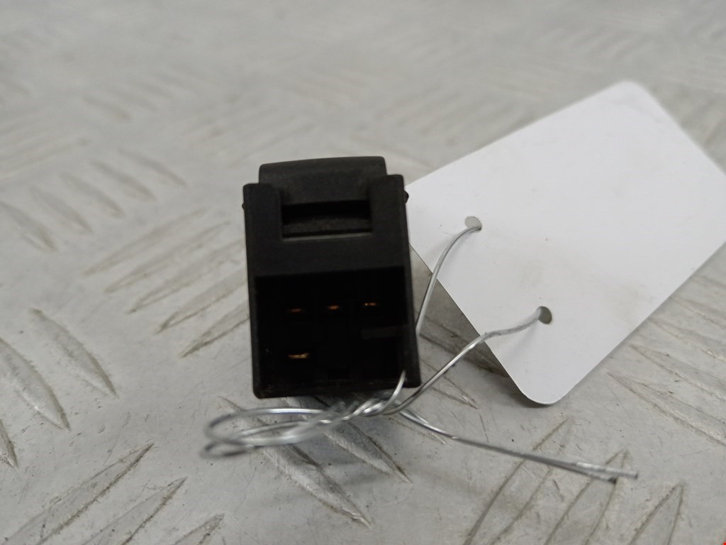 Кнопка стеклоподъемника SKODA Octavia A4 1U- 1997-2010