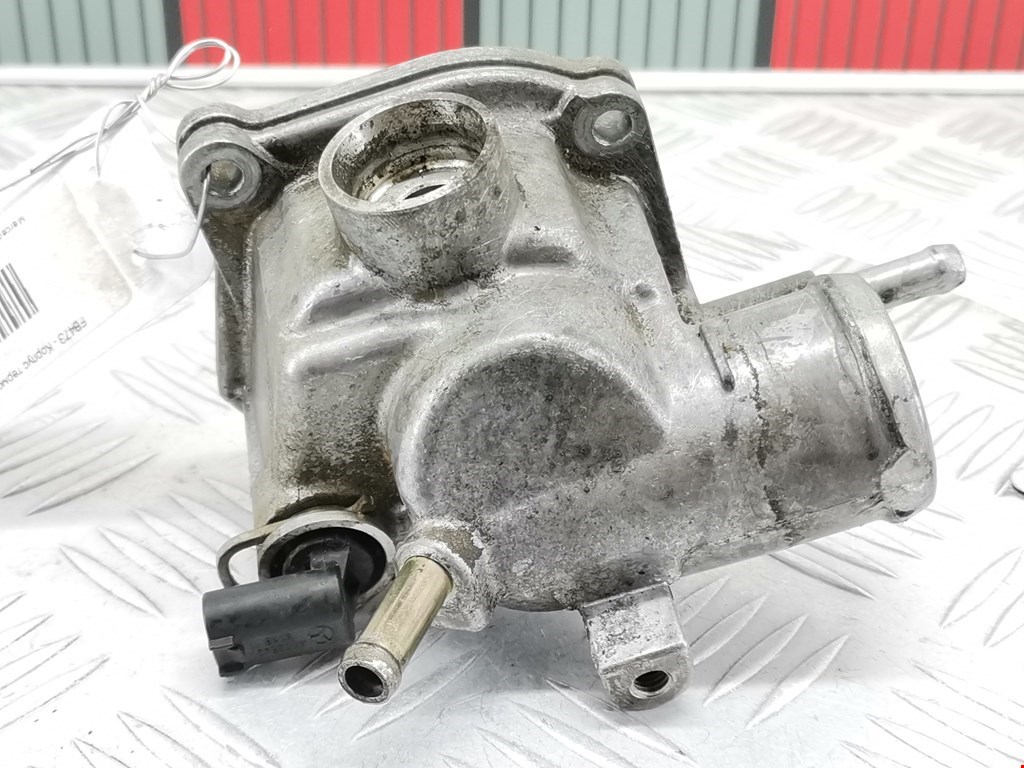 Корпус термостата MERCEDES-BENZ C-Class C-klasse W203 2000-2007