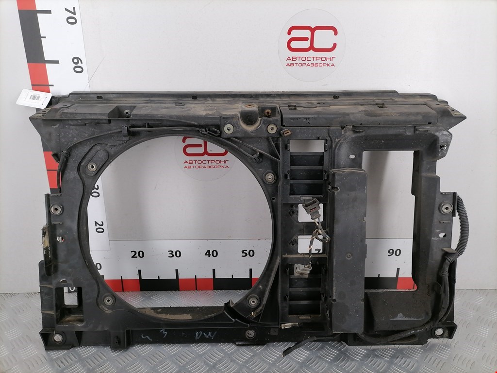 Панель передняя (передняя монтажная панель рамка передняя телевизор) Peugeot 607 (1999-2010)