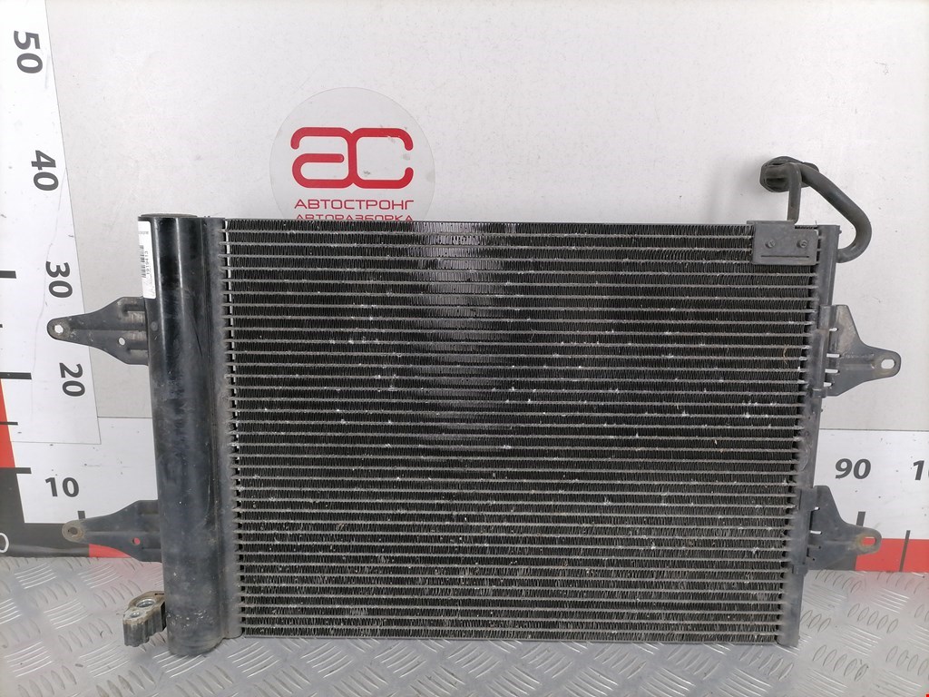 Радиатор кондиционера Volkswagen Polo 4 (2001-2009)