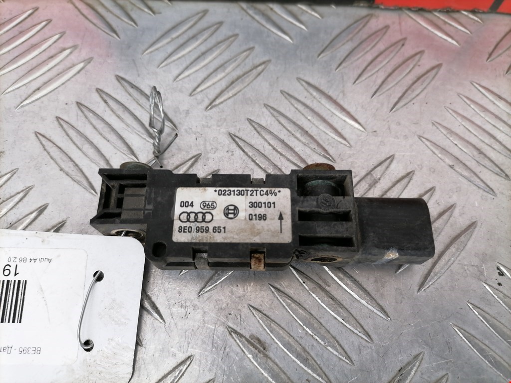 Датчик AIR BAG (подушек безопасности) AUDI A4 B6 2001-2005