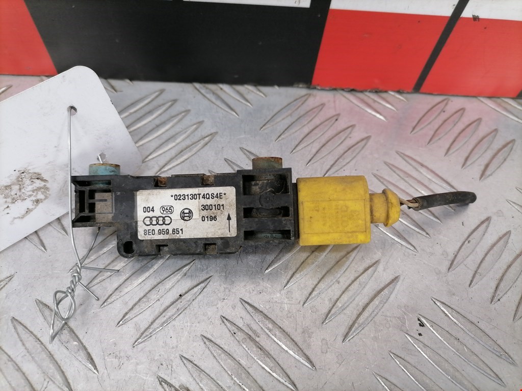 Датчик AIR BAG (подушек безопасности) AUDI A4 B6 2001-2005