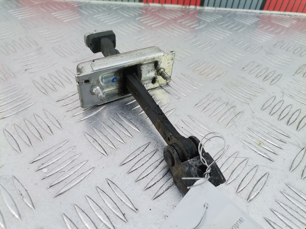 Ограничитель открывания двери OPEL Corsa D 2006-2014