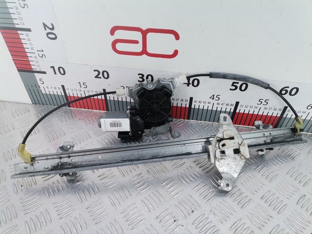 Стеклоподъемник передний правый NISSAN Navara III D40 2005-2015