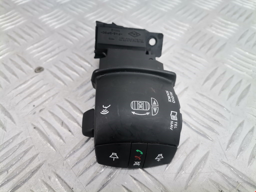 Переключатель подрулевой управления магнитолой RENAULT Laguna 2007-2015