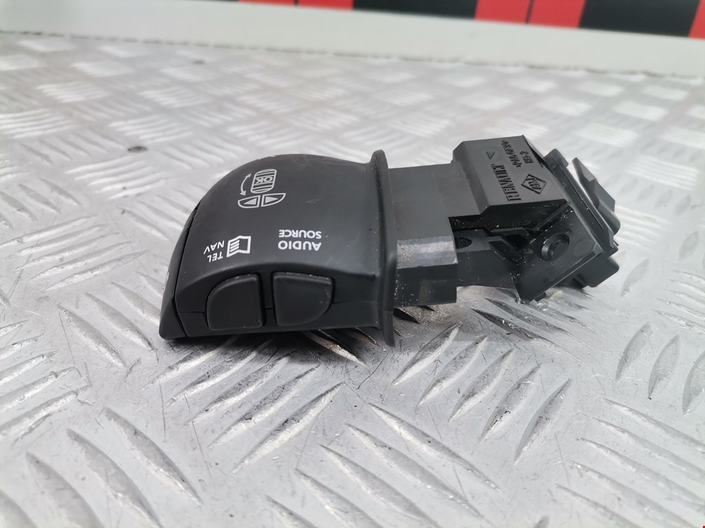 Переключатель подрулевой управления магнитолой RENAULT Laguna 2007-2015