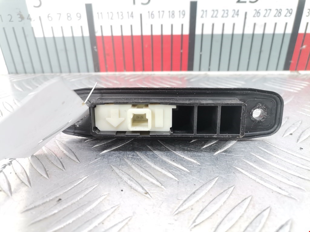 Ручка двери багажника наружная TOYOTA Auris E150 2006-2012