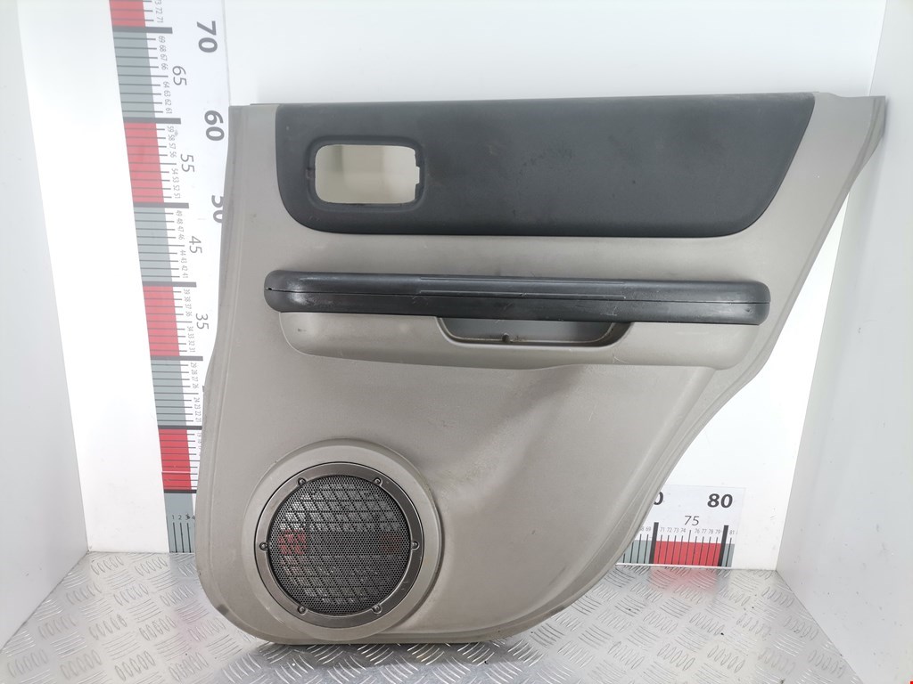 Обшивка двери задняя правая NISSAN X-Trail T30 2000-2007