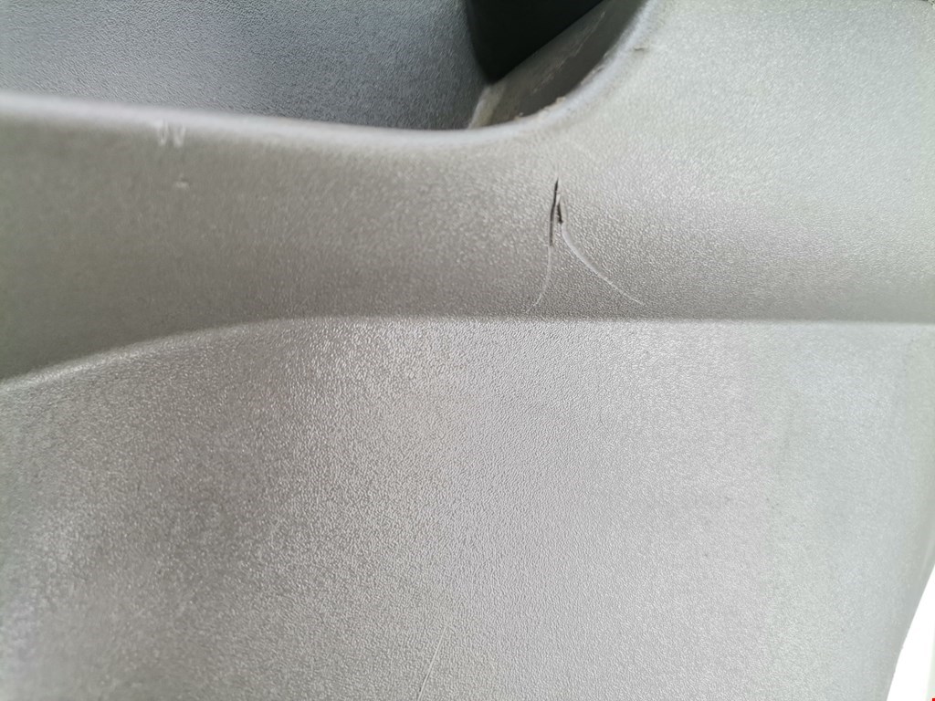 Обшивка двери задняя правая NISSAN X-Trail T30 2000-2007