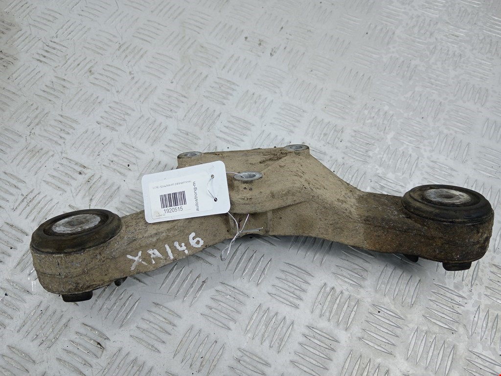 Кронштейн (крепление лапа траверса) кпп Audi A6 C5 (1997-2005)