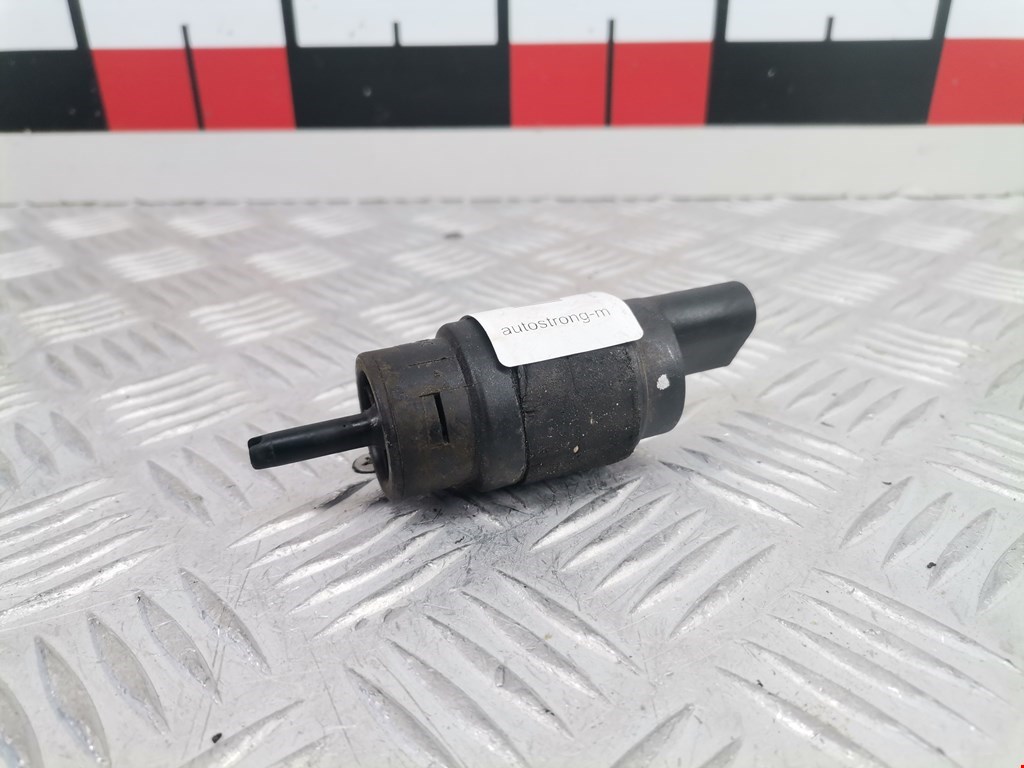 Насос (моторчик) омывателя Audi A5 8T (2007-2016)