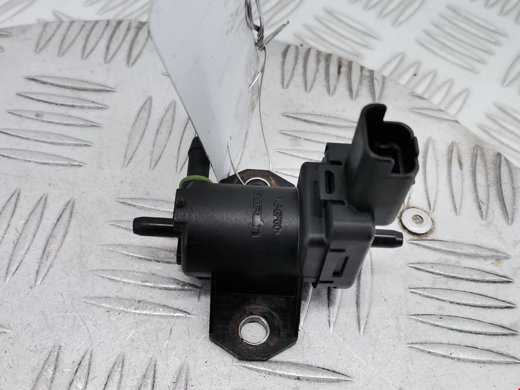 Клапан воздушного фильтра Ford C-MAX 2 (2010-2019)