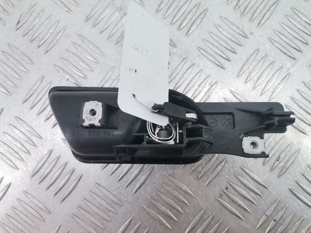 Ручка дверная задняя внутренняя левая VOLKSWAGEN Golf V 2003-2009