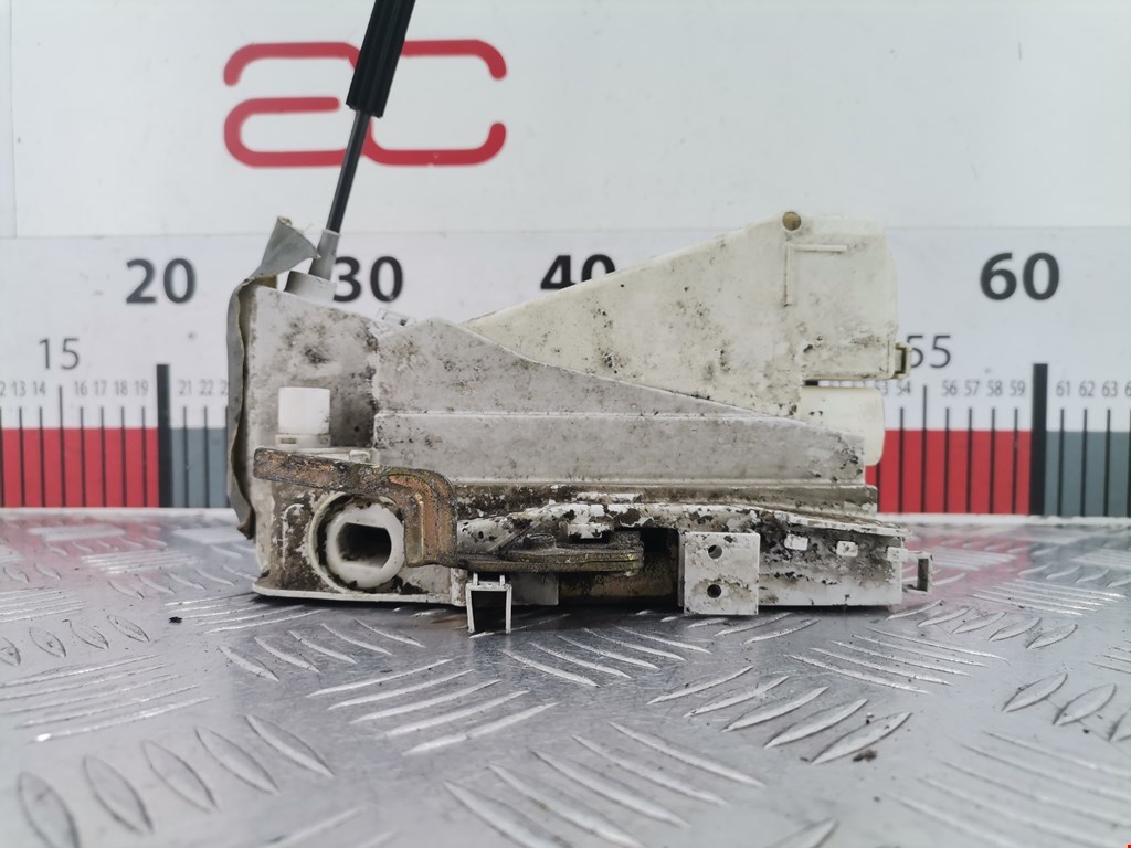 Замок двери передней правой VOLKSWAGEN Sharan 1995-2010