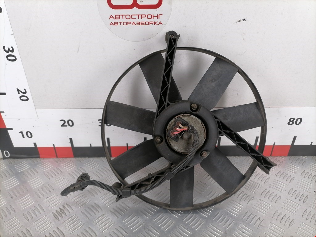 Вентилятор радиатора основного VOLKSWAGEN Polo III 1994-2001
