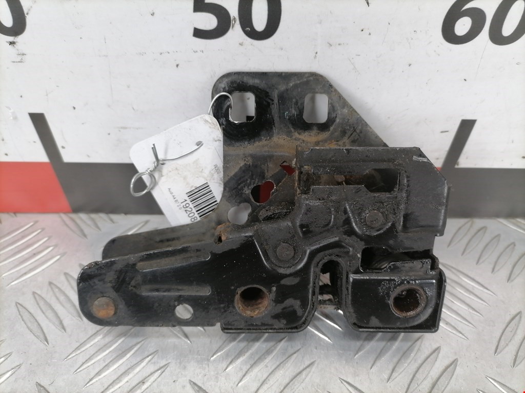 Замок капота AUDI A4 B7 2004-2007