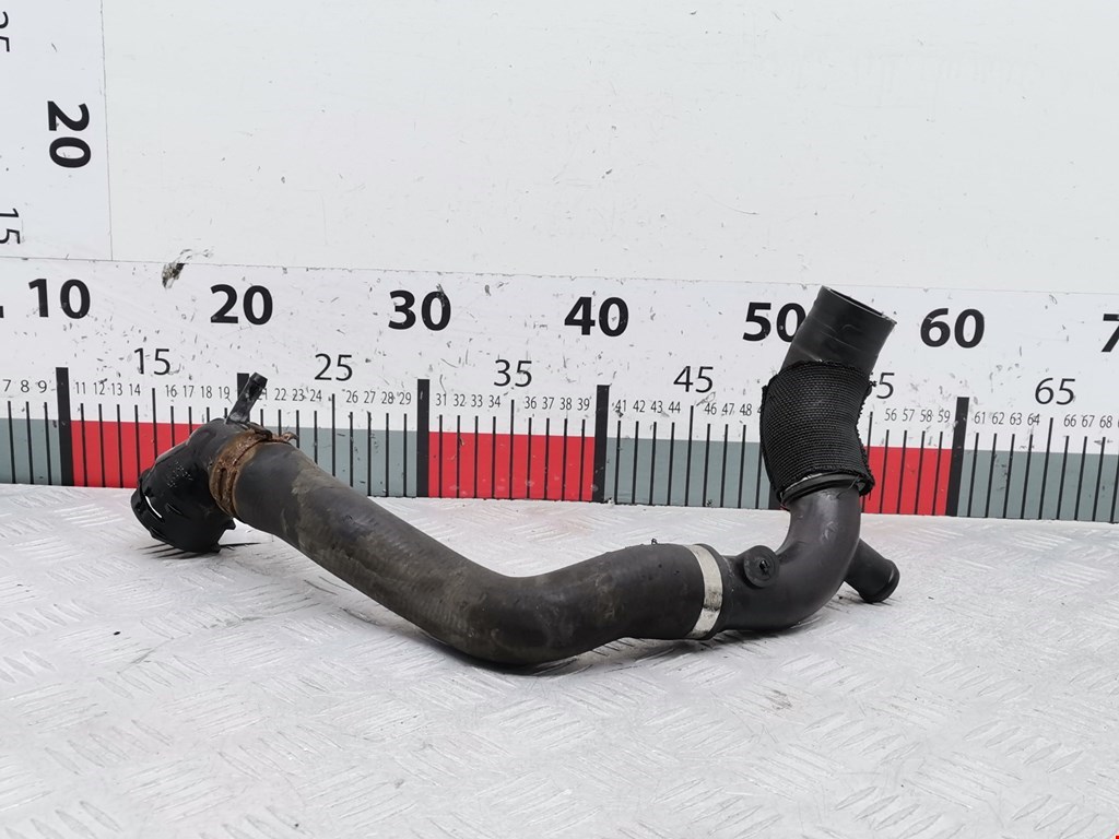 Патрубок VOLKSWAGEN Passat B6 2005-2011