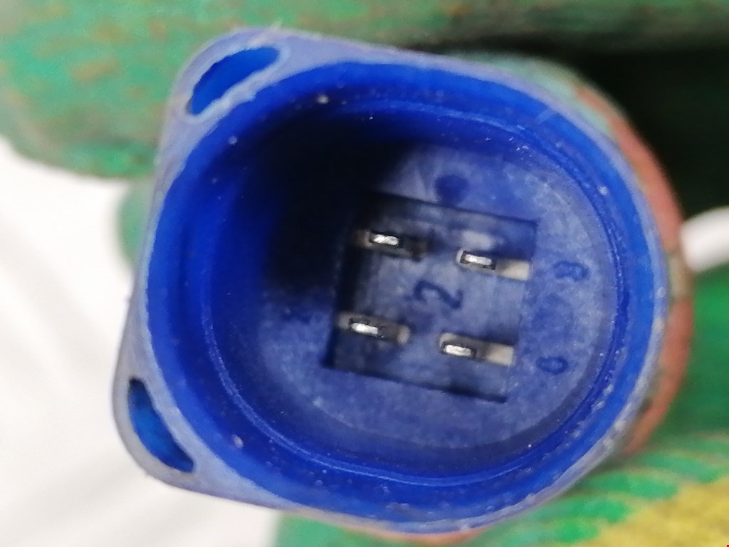 Датчик температуры (охлаждающей жидкости) VOLKSWAGEN Passat B5 1997-2005