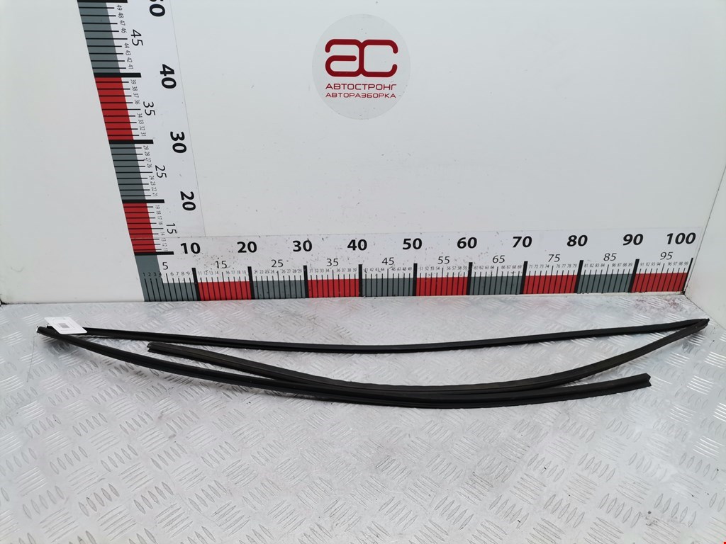 Уплотнитель (внутри) CITROEN Xsara Picasso 1999-2012